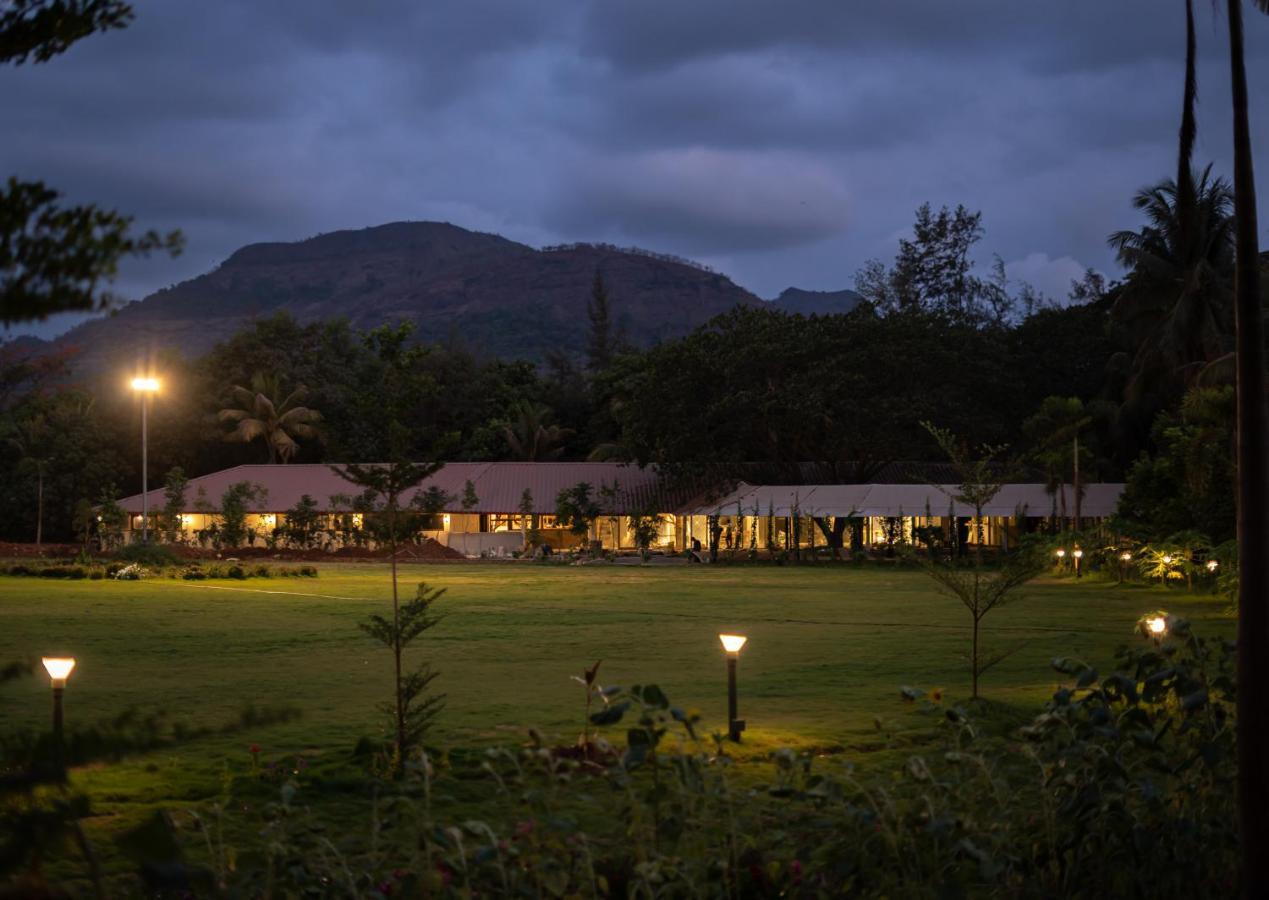 Oleander Farms, Karjat Hotel Exterior foto